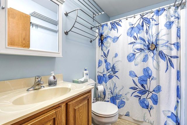 518 Midway DRIVE, Reedsburg, WI 53959