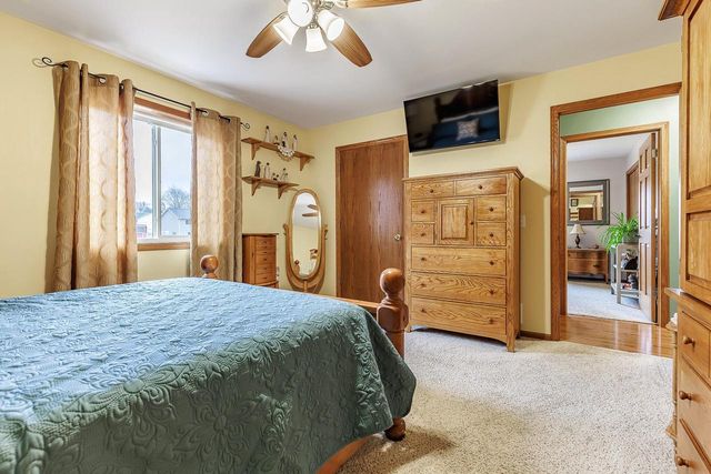 518 Midway DRIVE, Reedsburg, WI 53959