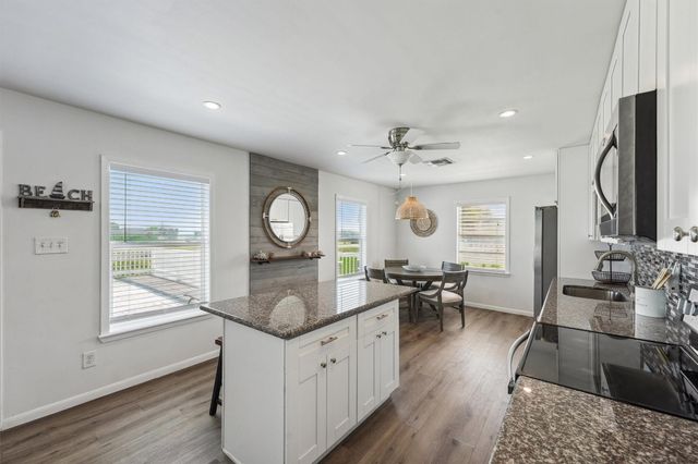 16519 Blackbeard Road, Jamaica Beach, TX 77554