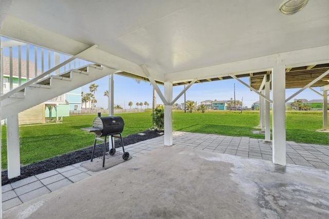 16519 Blackbeard Road, Jamaica Beach, TX 77554