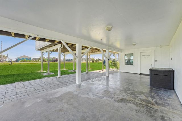 16519 Blackbeard Road, Jamaica Beach, TX 77554