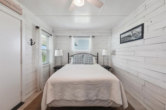 16519 Blackbeard Road, Jamaica Beach, TX 77554