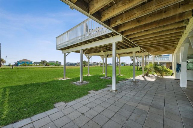 16519 Blackbeard Road, Jamaica Beach, TX 77554