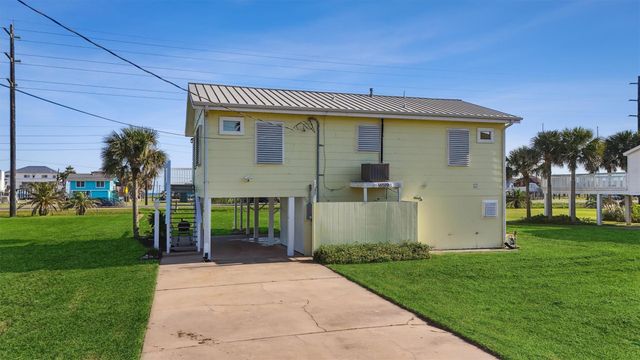 16519 Blackbeard Road, Jamaica Beach, TX 77554