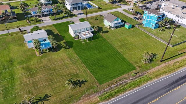 16519 Blackbeard Road, Jamaica Beach, TX 77554