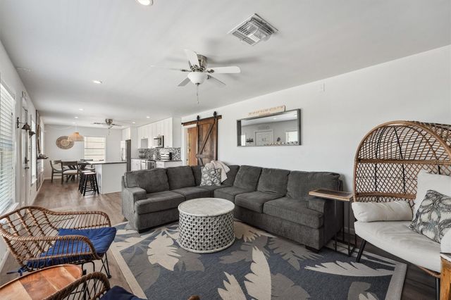 16519 Blackbeard Road, Jamaica Beach, TX 77554