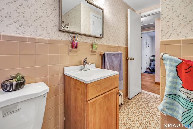 334 Middletown Avenue, North Haven, CT 06473