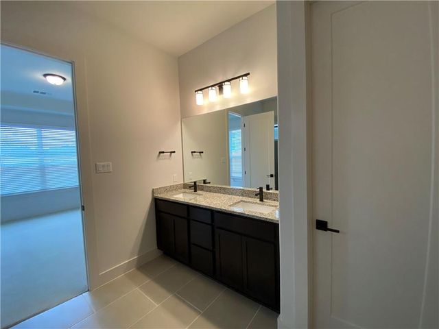 1329 Westborough LN, Leander, TX 78641