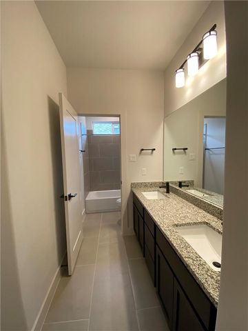 1329 Westborough LN, Leander, TX 78641