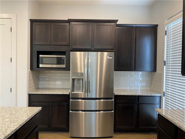 1329 Westborough LN, Leander, TX 78641