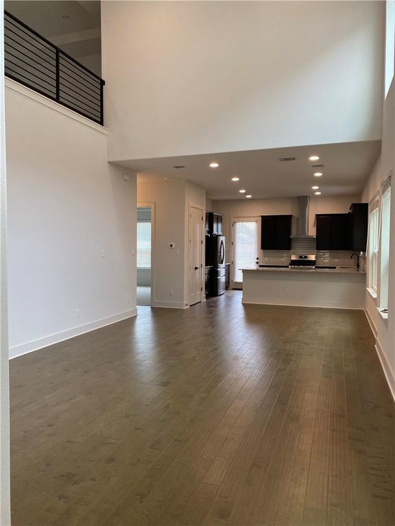 1329 Westborough LN, Leander, TX 78641