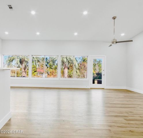 6345 Oak Knoll Road, Panama City, FL 32404