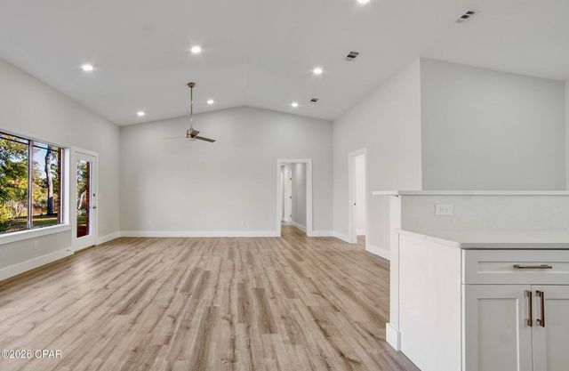 6345 Oak Knoll Road, Panama City, FL 32404