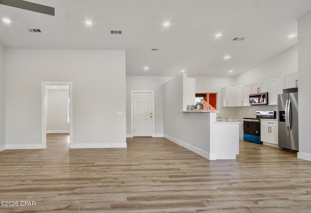 6345 Oak Knoll Road, Panama City, FL 32404