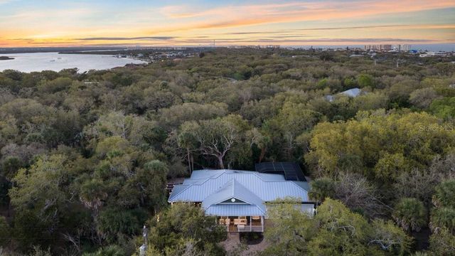 122 BEACH STREET, Ponce Inlet, FL 32127