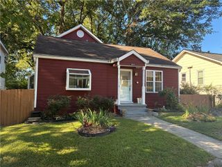 816 Berkeley NW Avenue, Atlanta, GA 30318