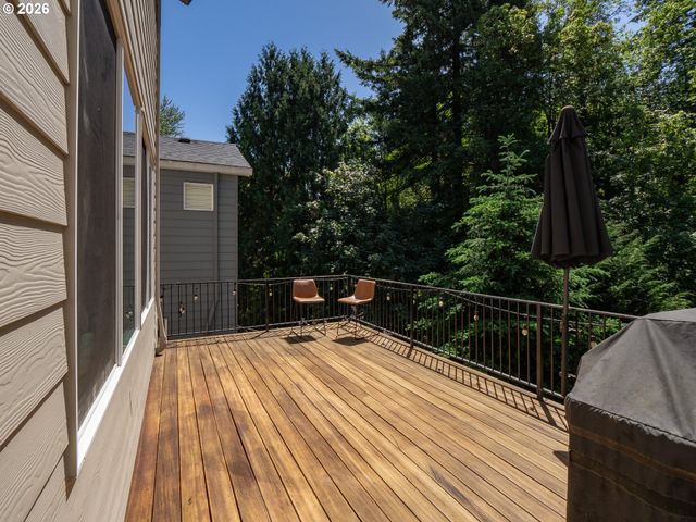 3526 Sw ARNOLD St, Portland, OR 97219