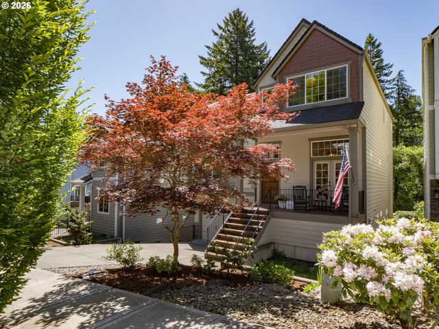 3526 Sw ARNOLD St, Portland, OR 97219