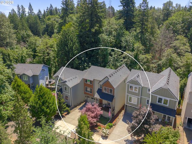 3526 Sw ARNOLD St, Portland, OR 97219