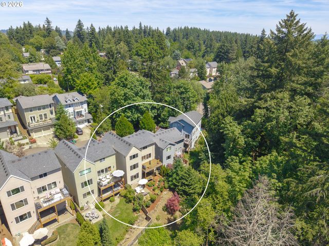 3526 Sw ARNOLD St, Portland, OR 97219