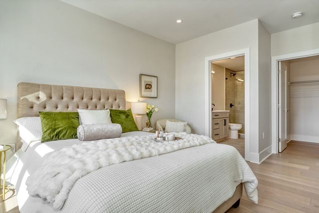 62 Foundry St 309, Wakefield, MA 01880