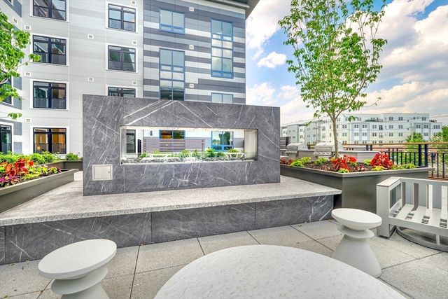 62 Foundry St 309, Wakefield, MA 01880