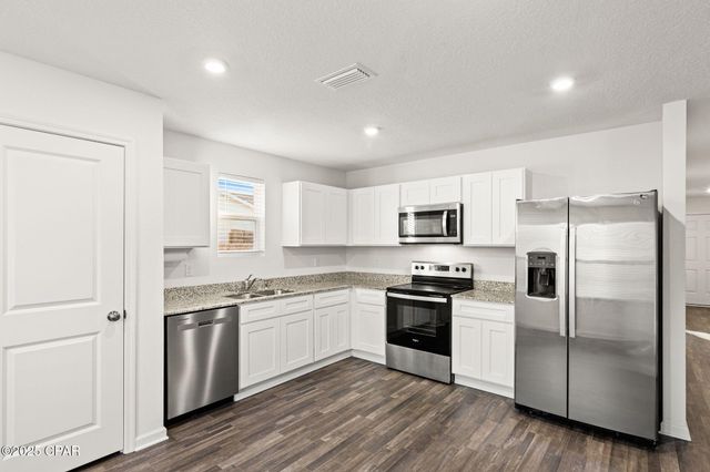 3987 Oxford Avenue, Chipley, FL 32428