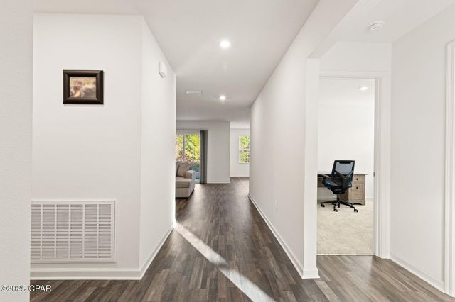 3987 Oxford Avenue, Chipley, FL 32428