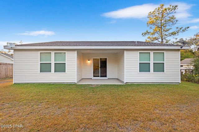 3987 Oxford Avenue, Chipley, FL 32428