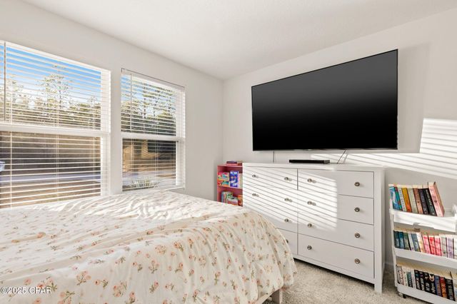 3987 Oxford Avenue, Chipley, FL 32428