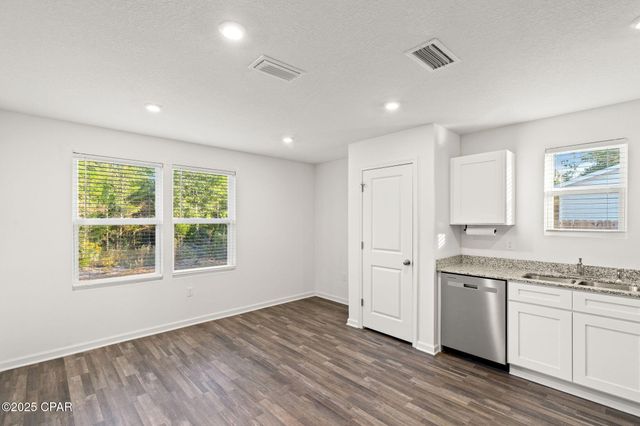 3987 Oxford Avenue, Chipley, FL 32428