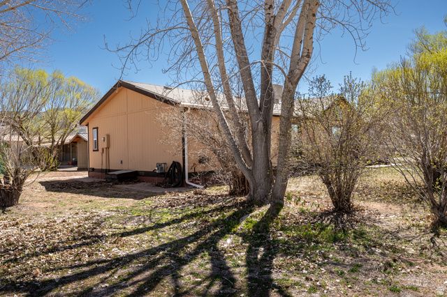 4384 N DRIFTWOOD LN, Enoch, UT 84721