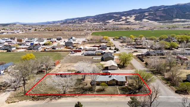 4384 N DRIFTWOOD LN, Enoch, UT 84721