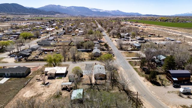 4384 N DRIFTWOOD LN, Enoch, UT 84721