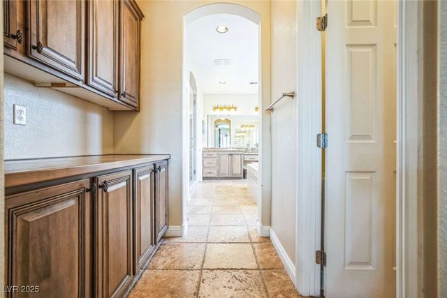 1137 Glistening Point Avenue, Henderson, NV 89015