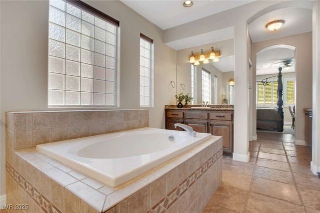 1137 Glistening Point Avenue, Henderson, NV 89015