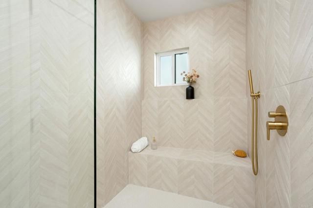 10330 Columbus Ave, San Fernando, CA 91345