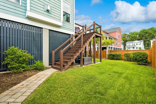 523 Amalie Farms Drive, Charleston, SC 29492
