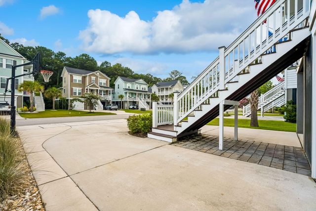 523 Amalie Farms Drive, Charleston, SC 29492