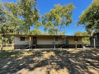 307 Prairie Street B, Highlands, TX 77562