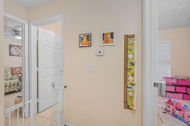 414 SW Lakehurst Dr, Port St Lucie, FL 34983