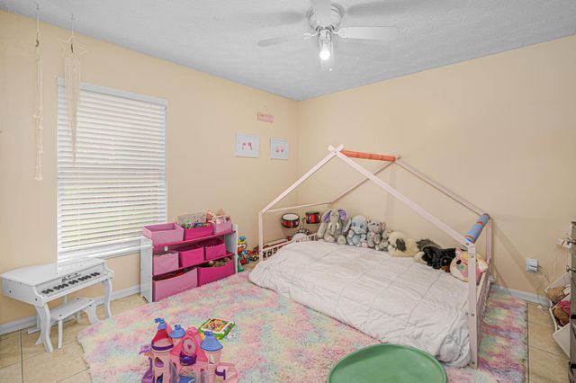 414 SW Lakehurst Dr, Port St Lucie, FL 34983