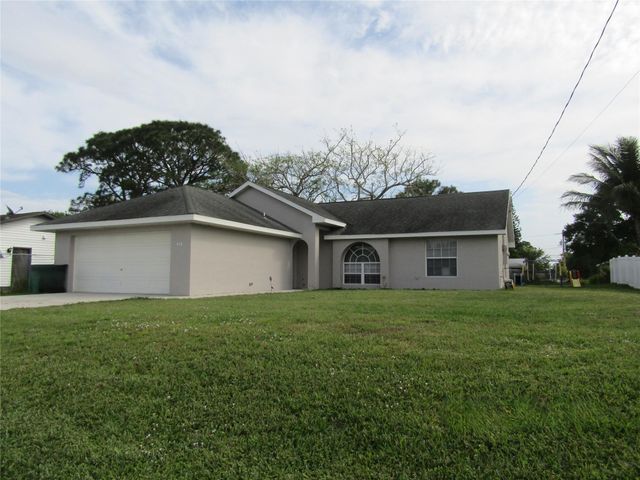 414 SW Lakehurst Dr, Port St Lucie, FL 34983