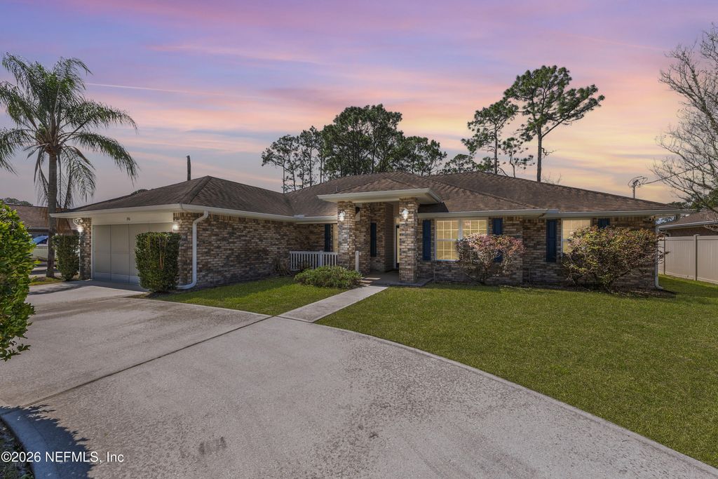 196 BOULDER ROCK Drive, Palm Coast, FL 32137