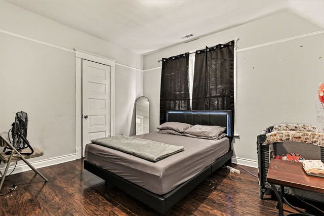 32 W 110th Place, Chicago, IL 60628