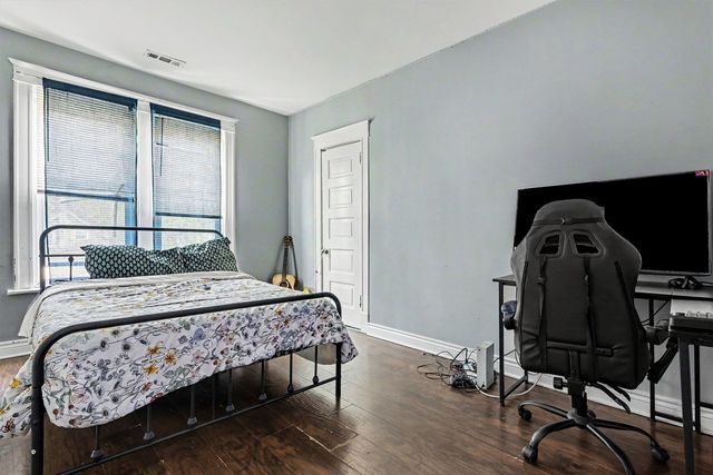32 W 110th Place, Chicago, IL 60628