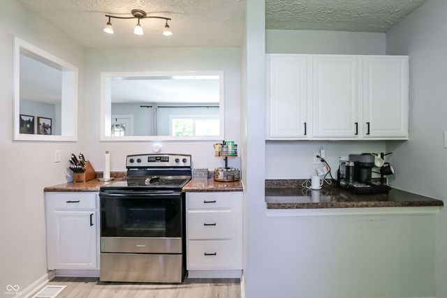 70 S 5th Avenue, Beech Grove, IN 46107