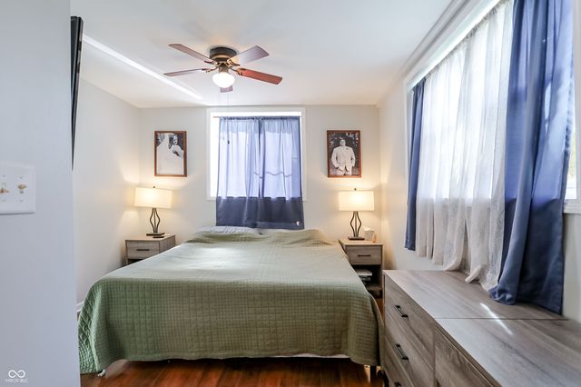 70 S 5th Avenue, Beech Grove, IN 46107