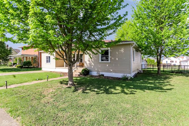 70 S 5th Avenue, Beech Grove, IN 46107