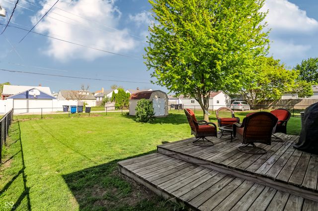 70 S 5th Avenue, Beech Grove, IN 46107